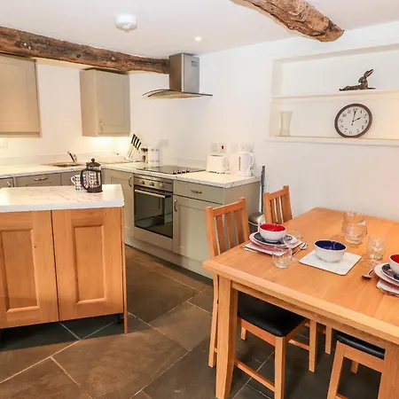 Semesterbostad Tanyard *